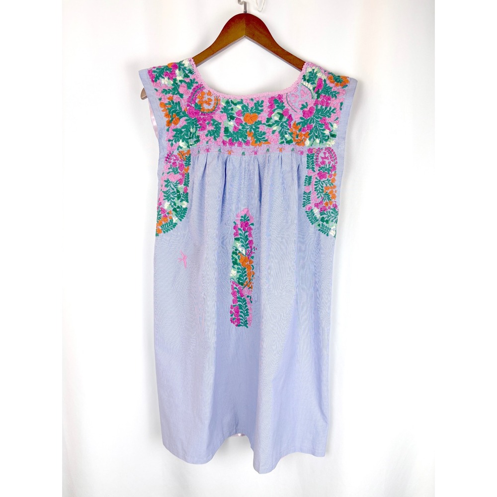 Mi Golondrina Mexico Blue Seersucker Hand Embroidered Floral Shift Dress Medium